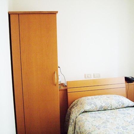 Albergo Roma Tolmezzo Pokoj fotografie