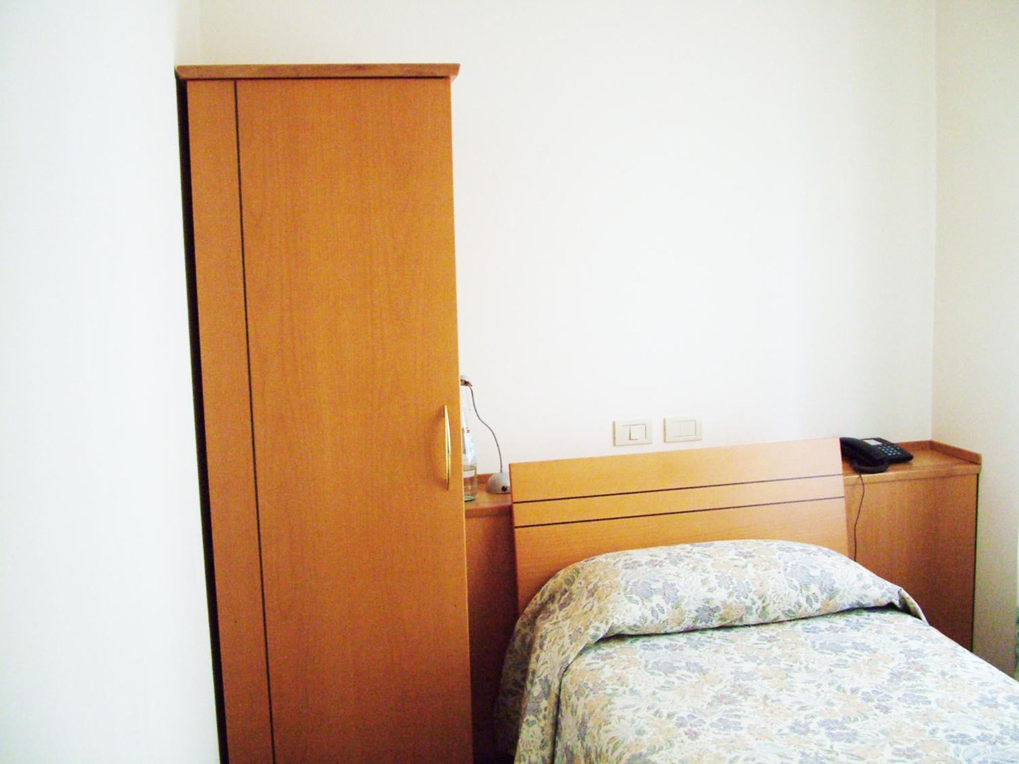 Albergo Roma Tolmezzo Pokoj fotografie